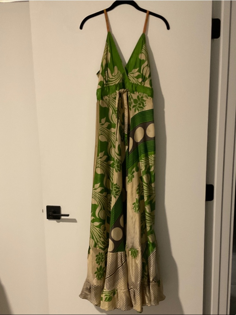 Green Floral Print Maxi Dress with V-Neck